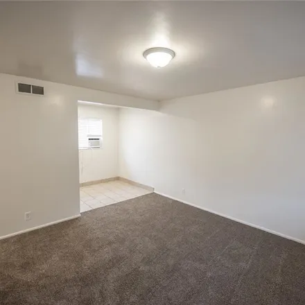 Image 5 - 227 E Street, Salt Lake City, UT 84103, USA - Apartment for rent