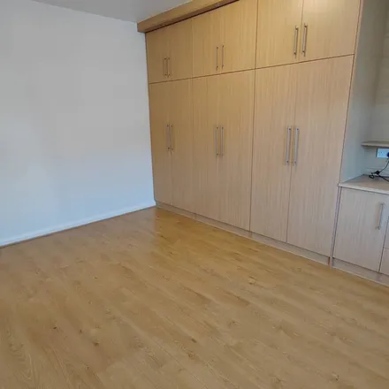Image 7 - Paddock Road, London, NW2 7DH, United Kingdom - Duplex for rent
