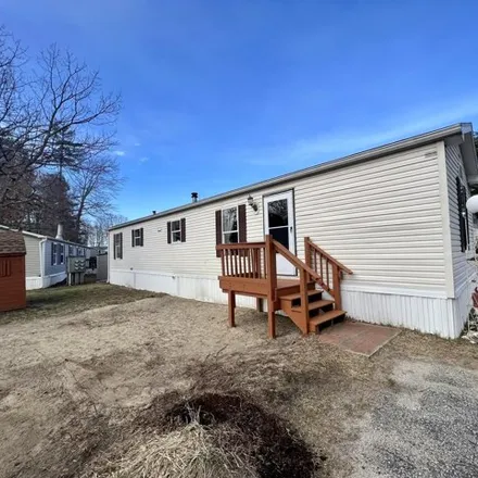 Buy this studio apartment on 25 Beechplum Drive in Old Orchard Beach, York County