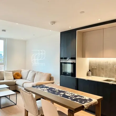 Rent this 2 bed apartment on 283 Kennington Lane in London, SE11 5QY