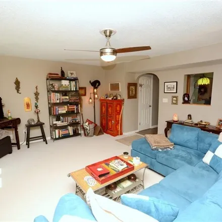 Image 7 - 2411 Marsh Creek Court, Virginia Beach, VA 23451, USA - Townhouse for sale