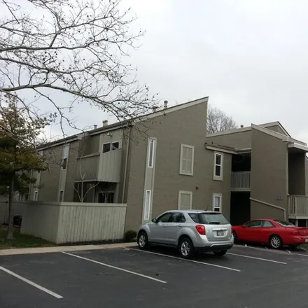 Buy this 2 bed condo on 939 Quay Avenue in Grandview Heights, Franklin County