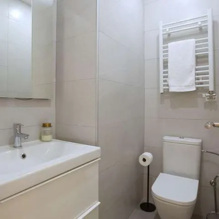 Rent this 2 bed apartment on Carrer del Rosselló in 200, 08001 Barcelona