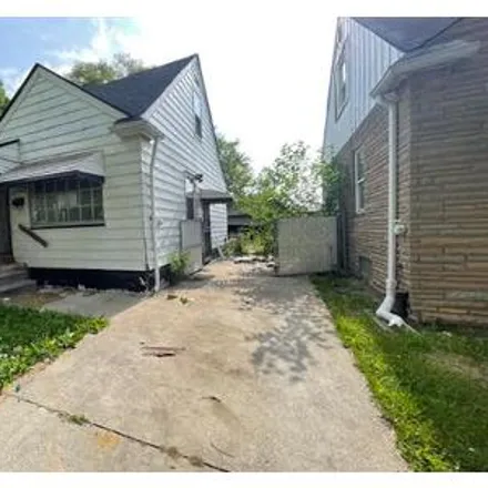 Buy this 3 bed house on 8746 Vaughan Street in Detroit, MI 48228