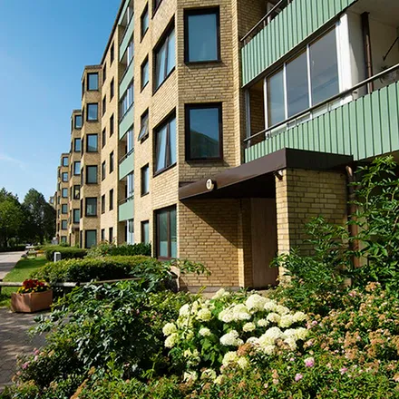 Rent this 5 bed apartment on Svansjögatan in 217 66 Malmo, Sweden