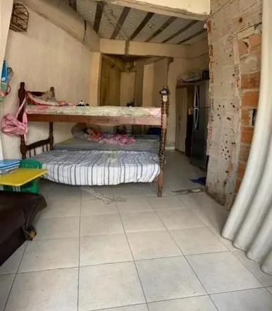 Buy this 2 bed house on Rua General Mascarenhas de Morais in Ressaca, Contagem - MG