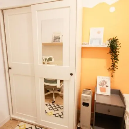 Image 5 - Carrer d'Aribau, 84, 08001 Barcelona, Spain - Room for rent