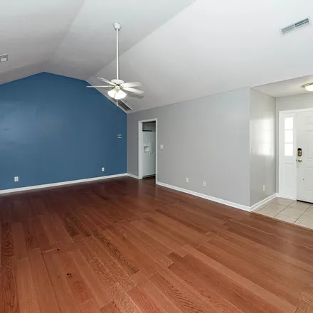 Image 1 - 7856 High Maple Circle, North Charleston, SC 29418, USA - Apartment for rent