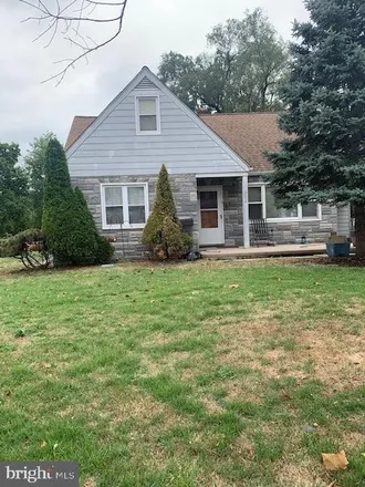 Buy this 3 bed house on 702 South Fairview Street in Riverside, Riverside Township