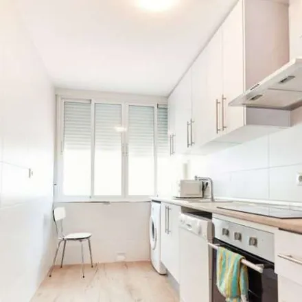 Rent this 3 bed apartment on Farmacia Recio Mir in Avenida Ramón y Cajal, 9