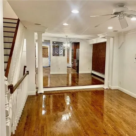 Image 3 - 25 East 126th Street, New York, NY 10035, USA - Apartment for rent