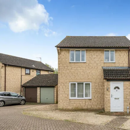 Buy this 3 bed house on Thorney Leys in Witney, OX28 5LR