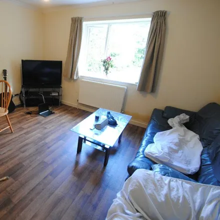 Image 3 - Cardigan Road, Bournemouth, BH9 1BD, United Kingdom - Duplex for rent