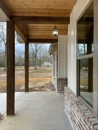 Image 6 - 945 Rock Ranch Road, Mill Creek, Pearl River County, MS 39426, USA - House for sale