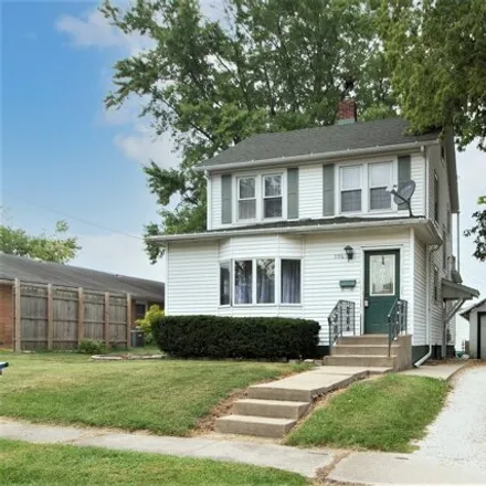 Buy this 3 bed house on 322 East Cherry Street in Watseka, IL 60970