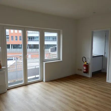 Rent this 1 bed apartment on Place de l'Ecole des Cadets 17 in 5000 Namur, Belgium