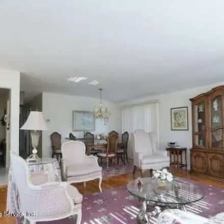 Rent this 4 bed apartment on 139 Memphis Avenue in New York, NY 10312