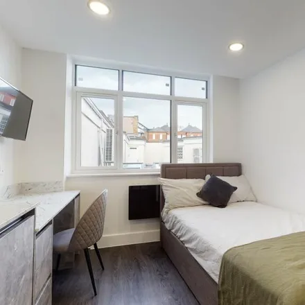 Rent this studio apartment on 22-26 Lister Gate in Nottingham, NG1 7DD