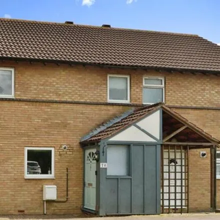 Buy this 3 bed duplex on Chepstow Drive in Bletchley, MK3 5NQ