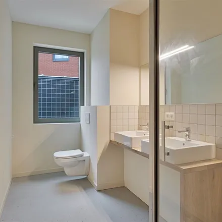 Rent this 2 bed apartment on Belegstraat 62 in 2018 Antwerp, Belgium
