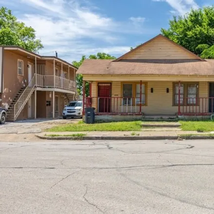 Buy this 2 bed house on 1510 East Hattie Street in Fort Worth, TX 76104