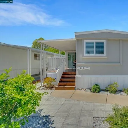 Buy this studio apartment on 138 Banyon Drive in Pittsburg, CA 94565