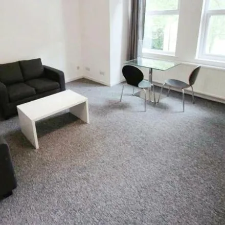 Image 6 - 6-8 Chatham Grove, Manchester, M20 1HS, United Kingdom - Apartment for rent
