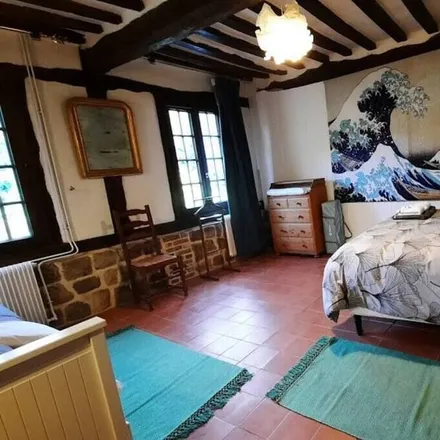 Rent this 5 bed house on 76740 La Chapelle-sur-Dun