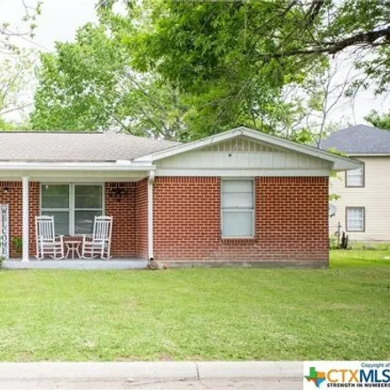 Buy this 3 bed house on 1154 East Brazos Street in Victoria, TX 77901