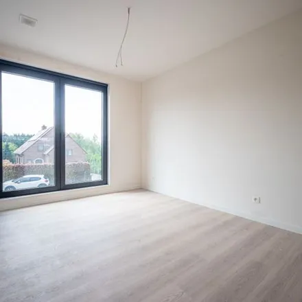 Rent this 2 bed apartment on Overleiestraat 16 in 8530 Harelbeke, Belgium