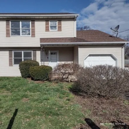 Buy this 3 bed house on 127 Alcorne Street in Franklin Township, NJ 08873