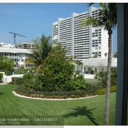 Rent this 2 bed house on 2760 Banyan Road in Boca Raton, FL 33432