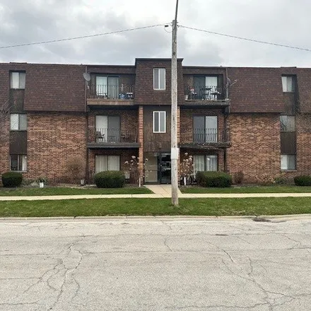 Buy this 2 bed condo on 14544 South Muskegon Avenue in Burnham, Thornton Township