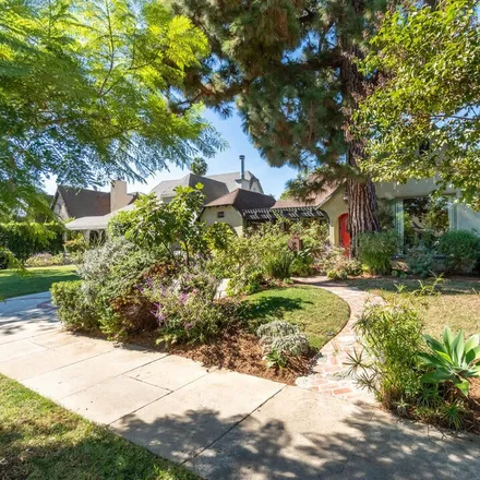 Image 3 - 1243 South Genesee Avenue, Los Angeles, CA 90019, USA - House for sale