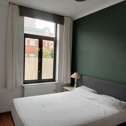 Rent this 1 bed apartment on Rue des Alliés - Bondgenotenstraat 146 in 1190 Forest - Vorst, Belgium