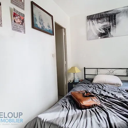 Rent this 2 bed apartment on 56 Rue Saint-Éloi in 76000 Rouen, France