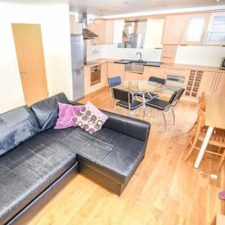 Image 2 - 16 Old Birley Street, Manchester, M15 5RG, United Kingdom - Apartment for rent