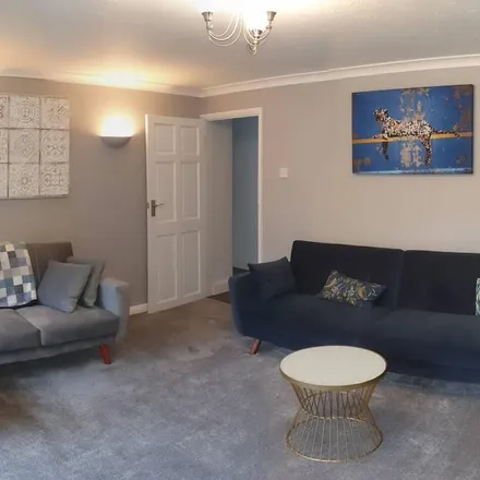 Rent this 2 bed apartment on Iver in SL0 0PU, United Kingdom