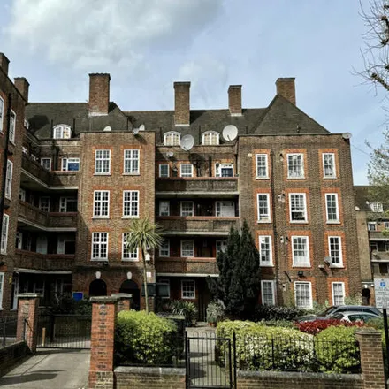 Buy this 2 bed apartment on Frampton House in 58-74 Frampton Street, London
