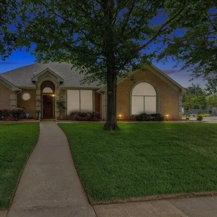 Buy this 3 bed house on 8189 Latigo Drive in Arlington, TX 76001