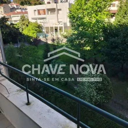 Image 6 - Caravela, Rua Dom Pedro V 133, 4710-374 Braga, Portugal - Apartment for rent