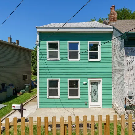 Buy this 2 bed house on 252 Pershing Avenue in Covington, KY 41011