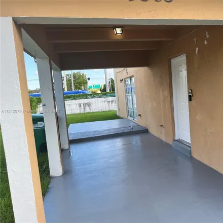 Rent this 3 bed townhouse on 9501 Southwest 88th Terrace in Kendall, FL 33176