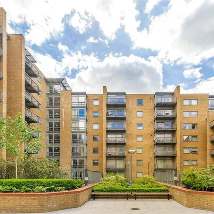 Image 6 - Coxswain Court, 22 Dockyard Lane, Canary Wharf, London, E14 9ZF, United Kingdom - Apartment for rent