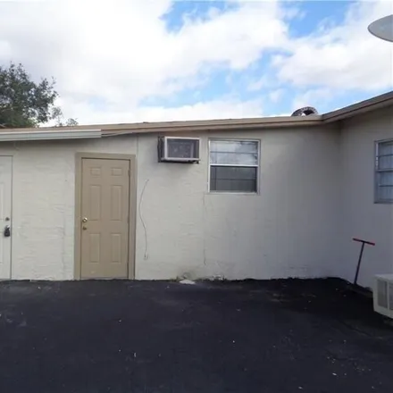 Rent this 1 bed house on 1349 Southwest 44th Terrace in Broadview Park, Broward County
