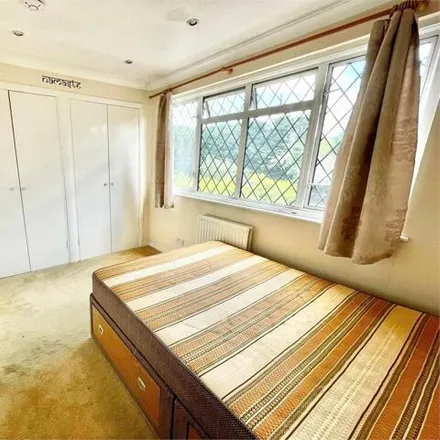 Rent this studio house on Windsor Girls' School in Imperial Road, Clewer Village