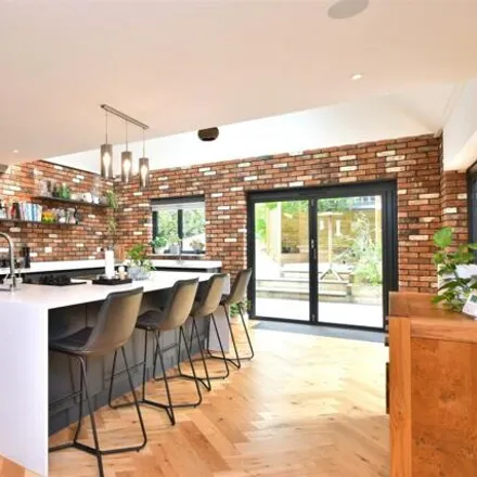 Image 3 - The Mount, London Road, Brighton, BN1 8ZH, United Kingdom - House for sale