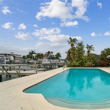 Image 4 - 6441 4th Palm Point Street, Saint Pete Beach, Pinellas County, FL 33706, USA - House for sale