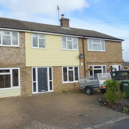 Rent this 4 bed duplex on Birch Close in Chatteris, PE16 6JL