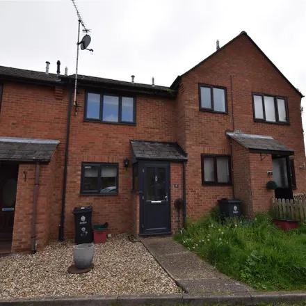 Rent this 2 bed house on 16 Hilton Close in Tendring, CO11 1DE